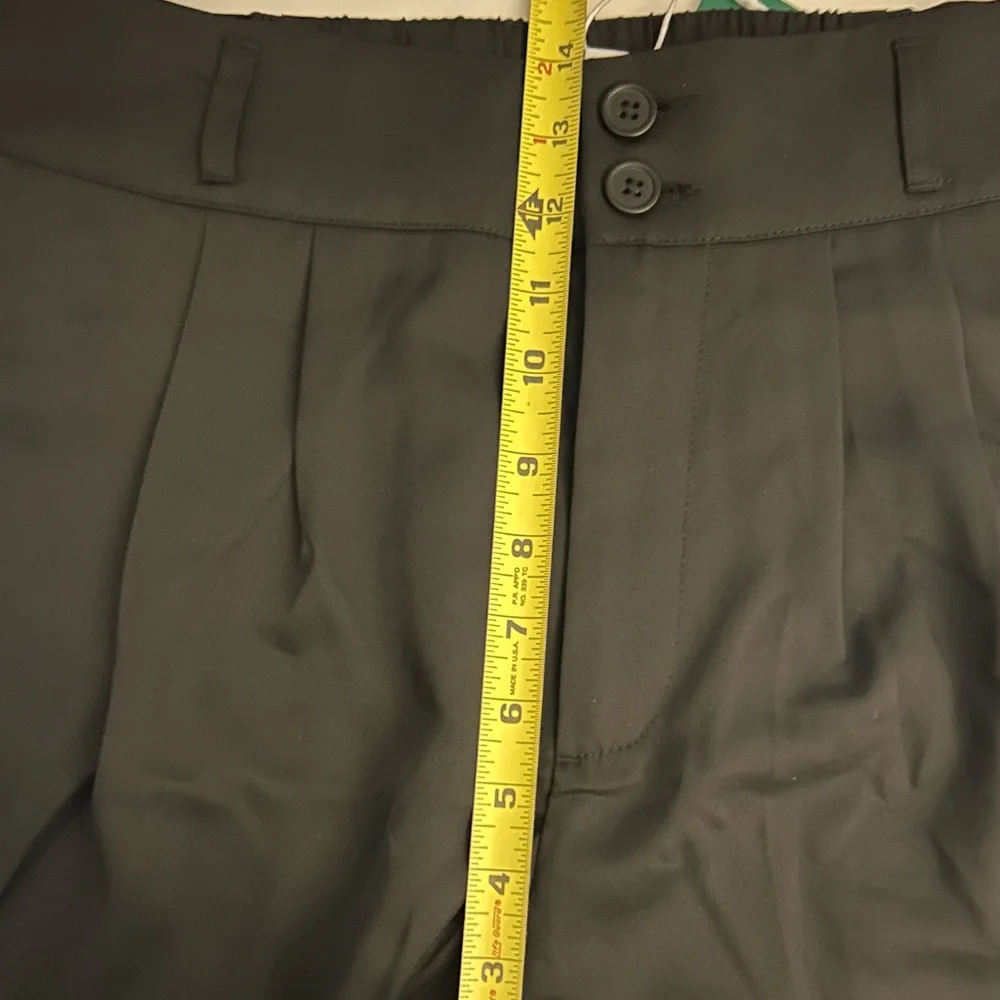 Halara Black High Waisted Double Button Straight Leg Work Pants Size Medium NEW - Picture 9 of 13